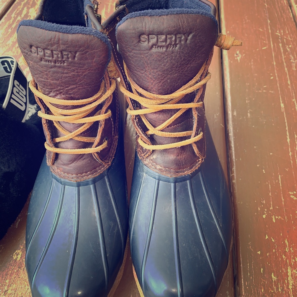 Sperry boots